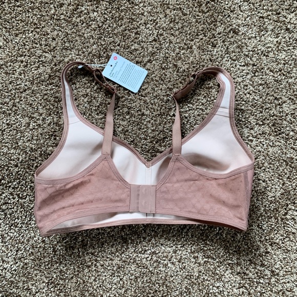 NWT Lululemon Like Nothing Bra *Lace - Picture 3 of 8
